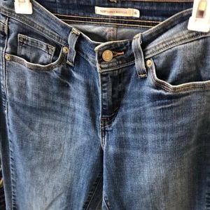 2 pairs of Levi's 529 Curvy Bootcut Jeans Size 6M
